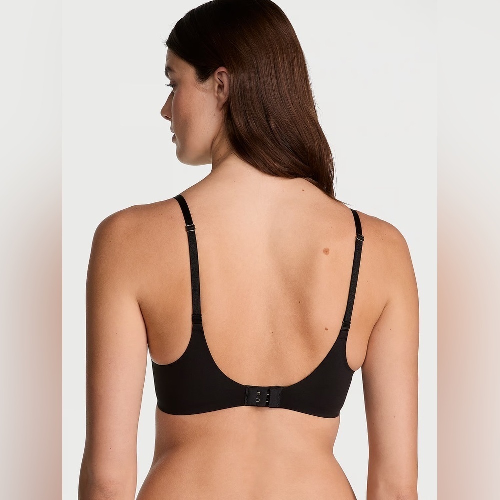 NWOT VICTORIA SECRET DREAM ANGELS
Smooth Push-Up Bra - Picture 2 of 4